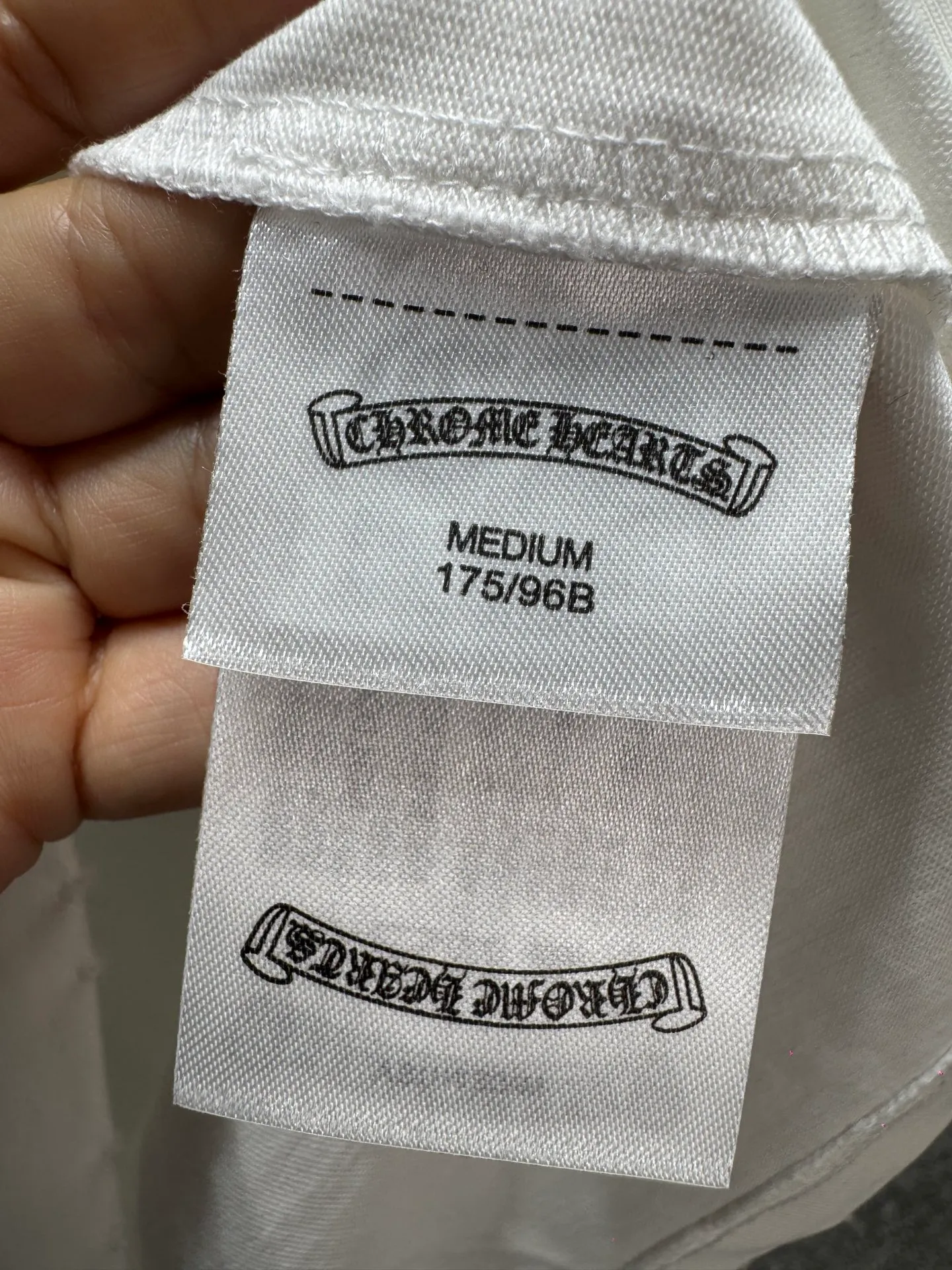 Chrome Hearts* ‼️ T ® 🖤 Classic ， g ， ， ， ， Breathable ， 🫠 ! / Classic ， ， ， ， ， ， ~ ， ， ! ， 👫 ⚠️ ： ⚠️EE 26022 Same Style 𝐂𝐎𝐋𝐎𝐔𝐑：White Black 𝐒𝐈𝐙𝐄：S-Xl